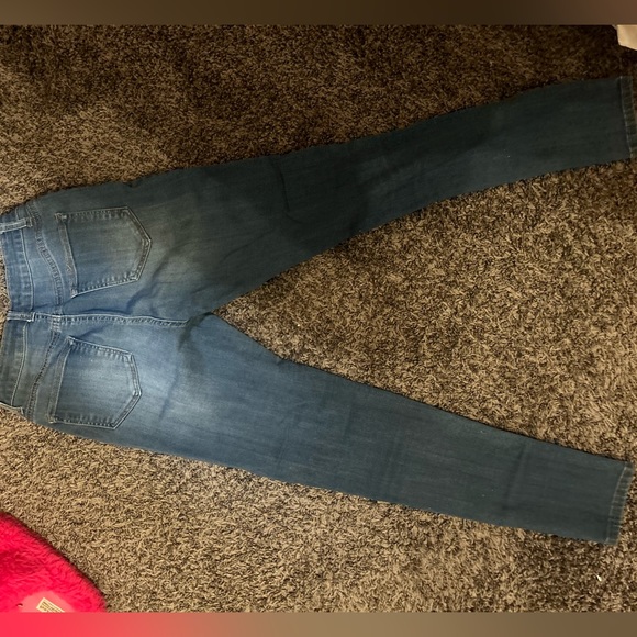 Fashion nova light blue jeans - Picture 4 of 4